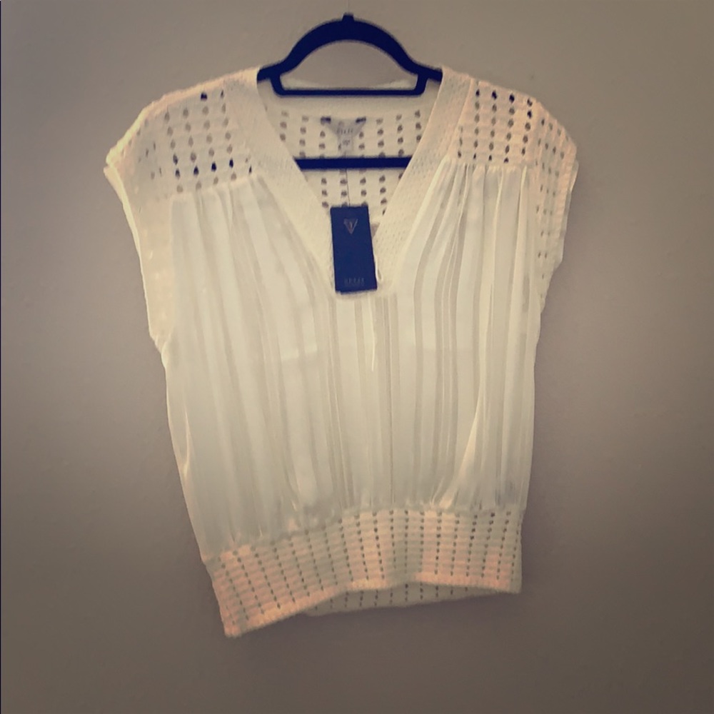 Crochet lace top - Guess - NWT